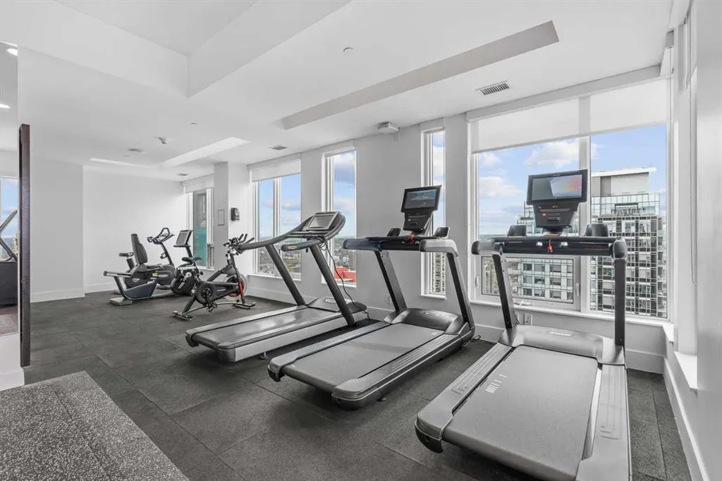 901 10 Avenue SW #2206