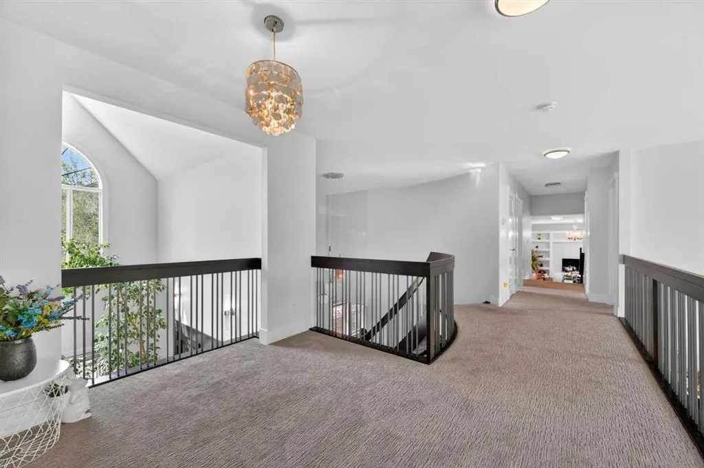 168 Posthill Drive SW