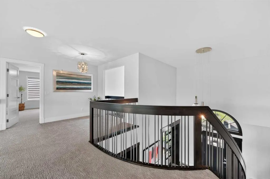 168 Posthill Drive SW