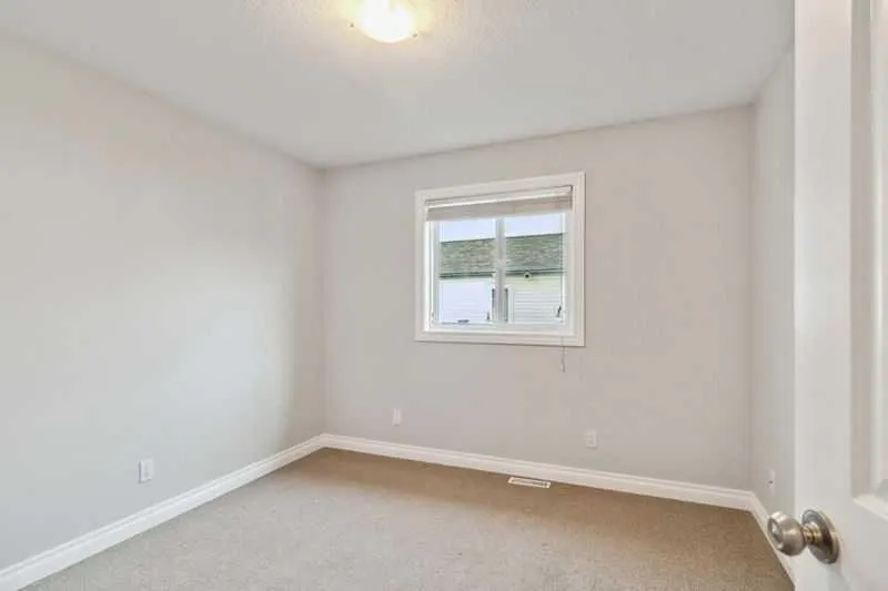 221 Ash Way