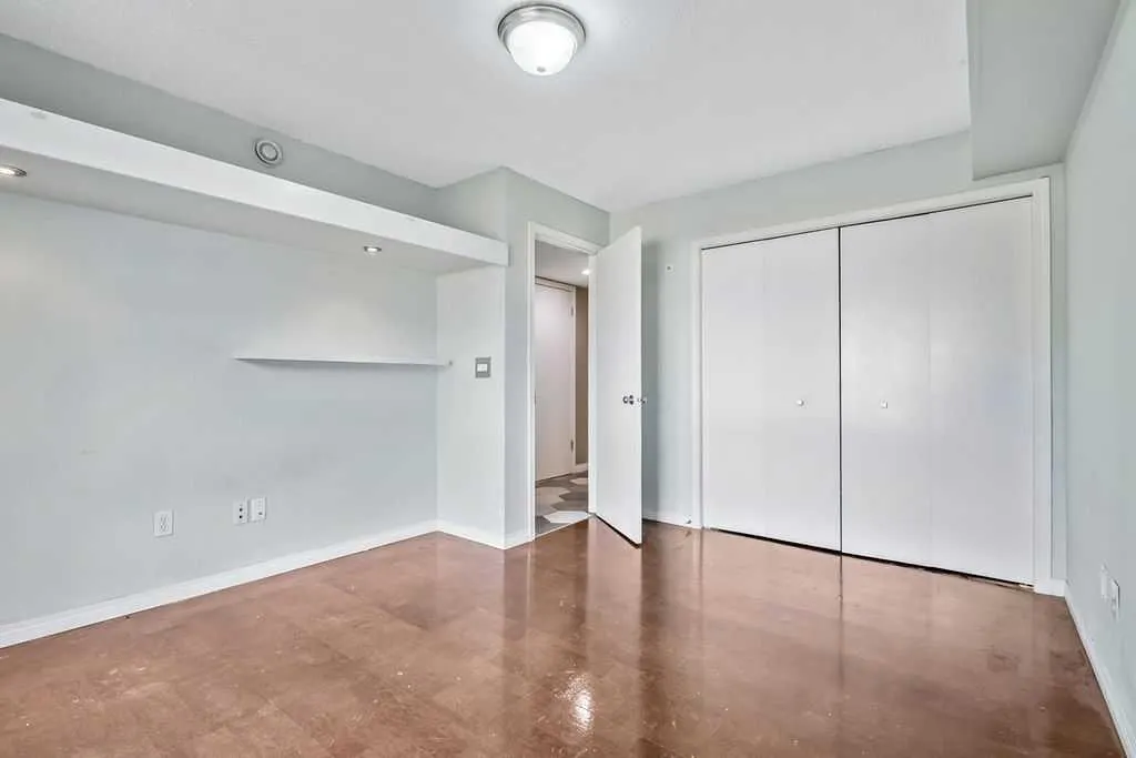 21 Mckenzie Towne Gate SE #2
