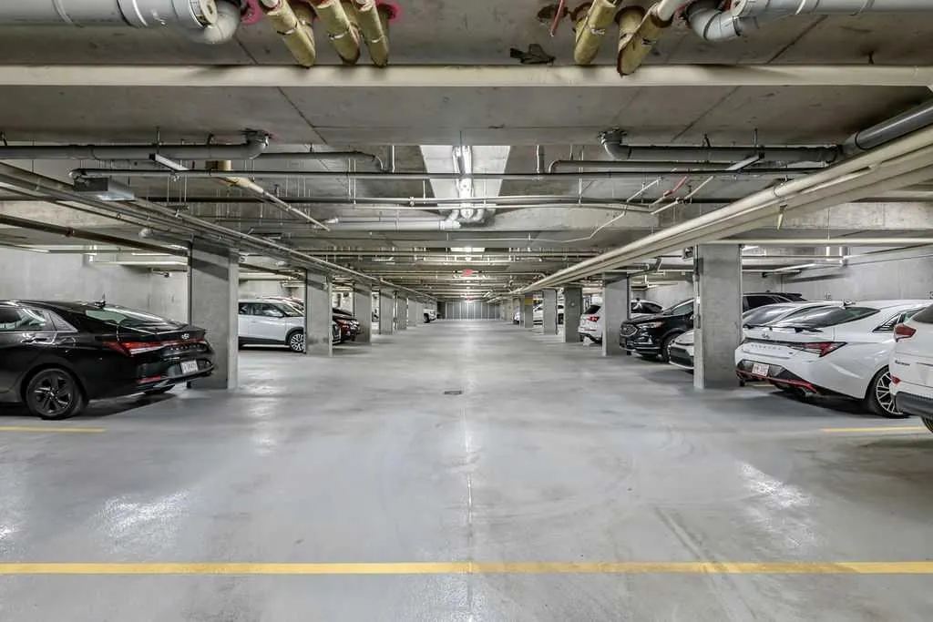 21 Mckenzie Towne Gate SE #2