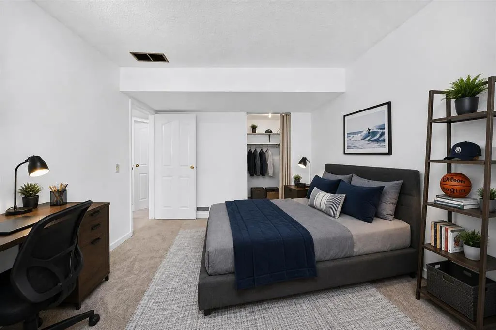 11010 Bonaventure Drive SE #403