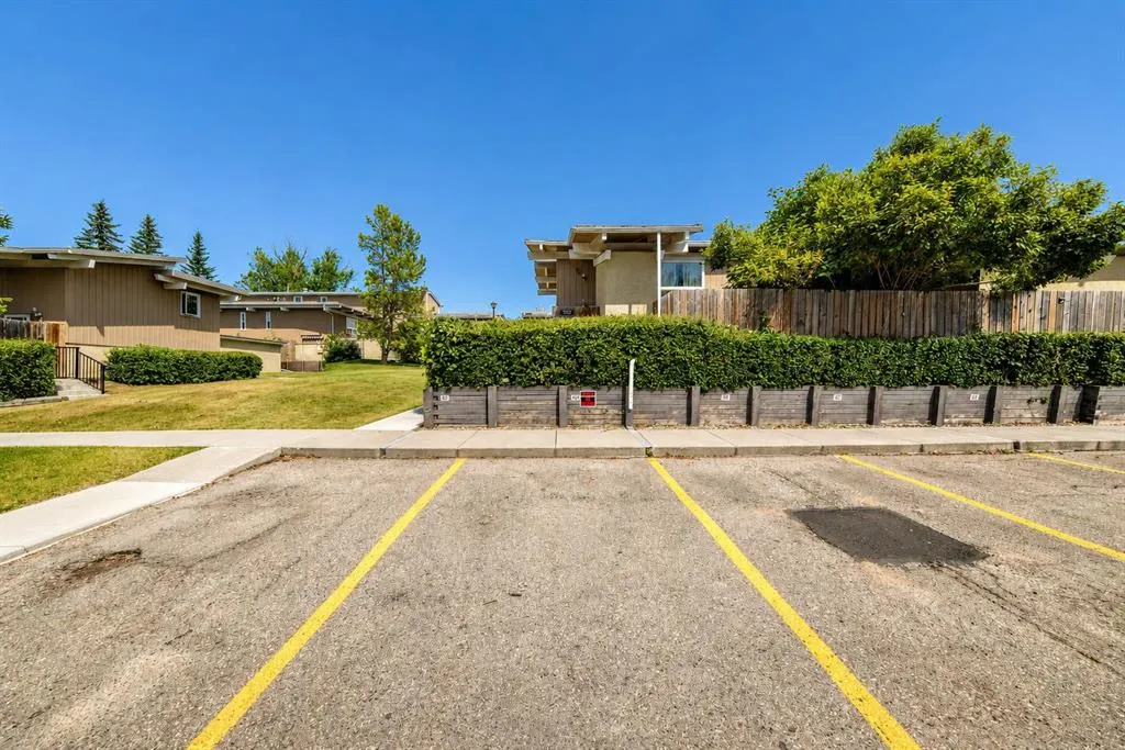 11010 Bonaventure Drive SE #403