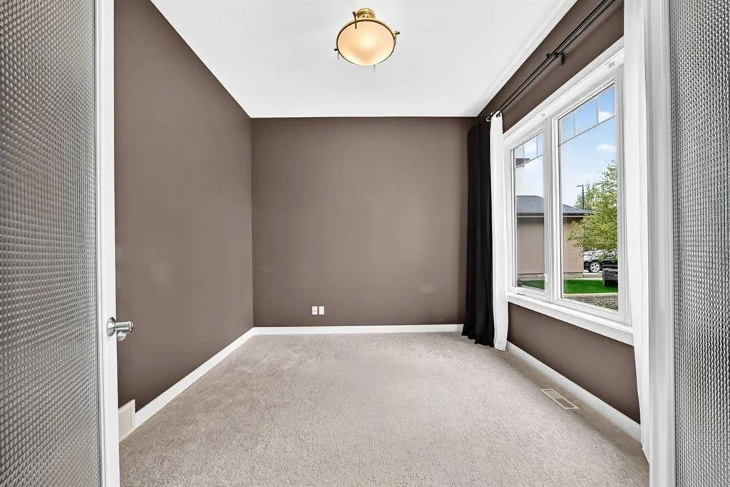 145 Cranridge Terrace SE