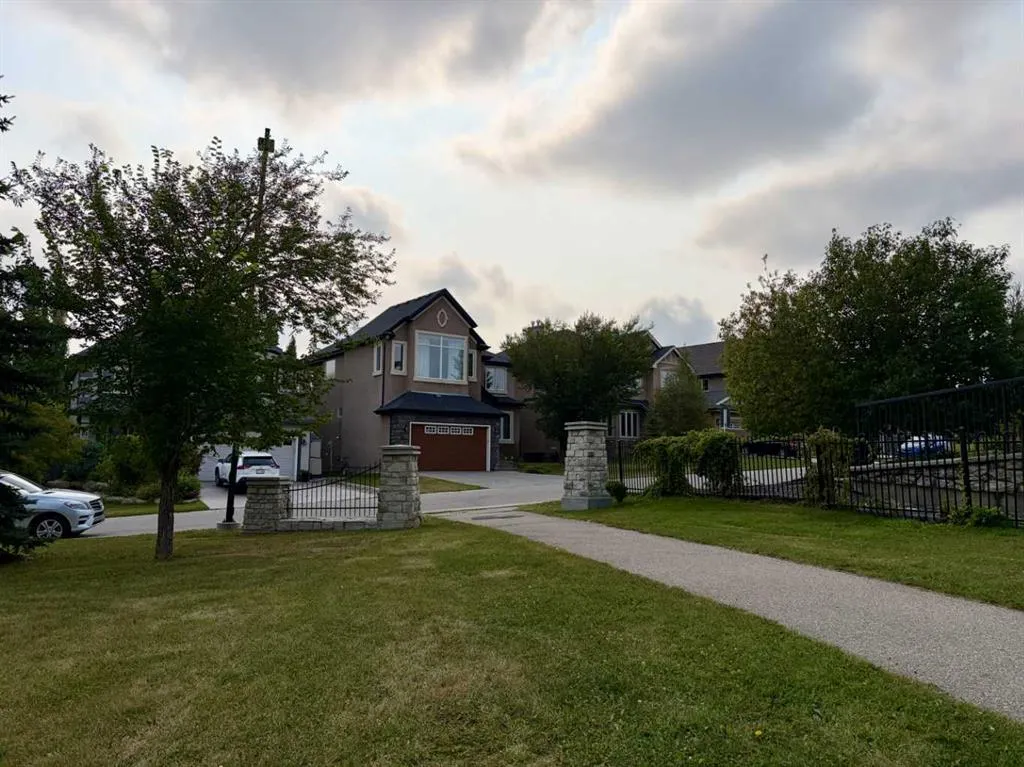 145 Cranridge Terrace SE