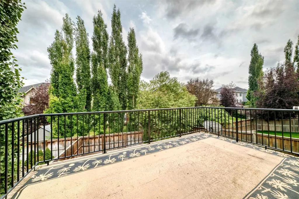 145 Cranridge Terrace SE