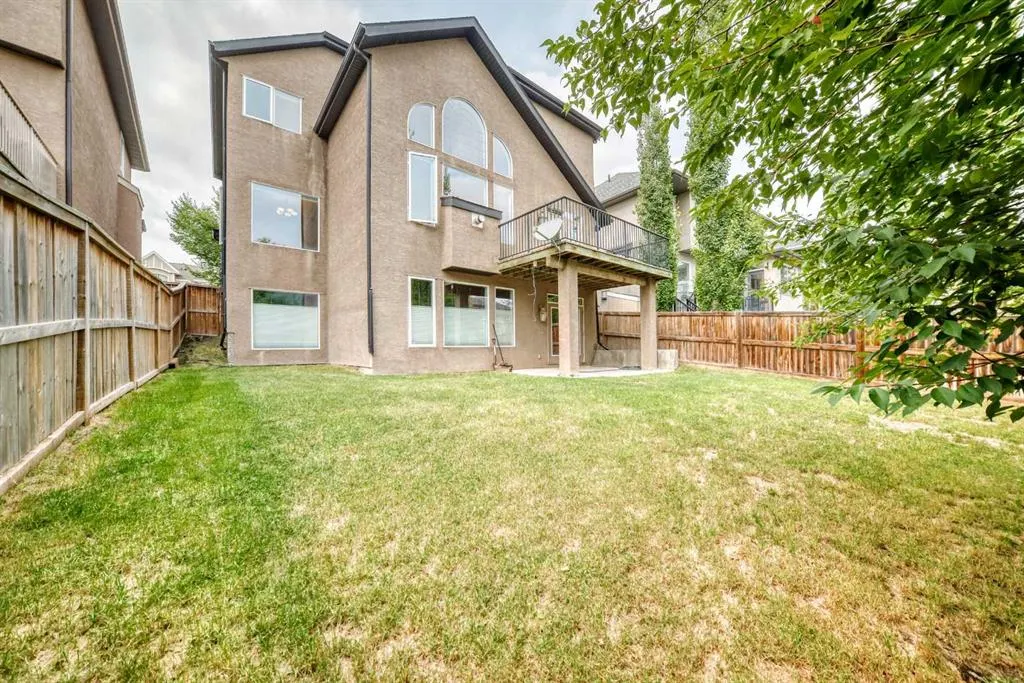145 Cranridge Terrace SE