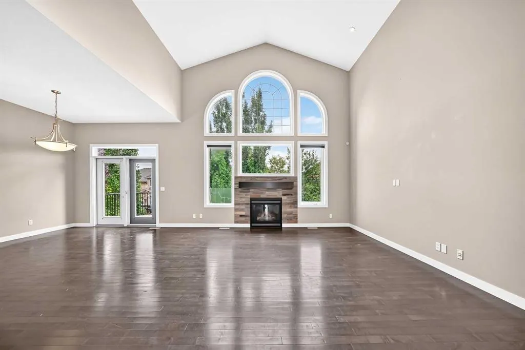 145 Cranridge Terrace SE