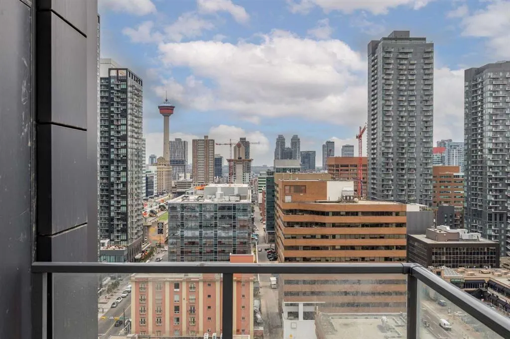 1010 6 Street SW #1608