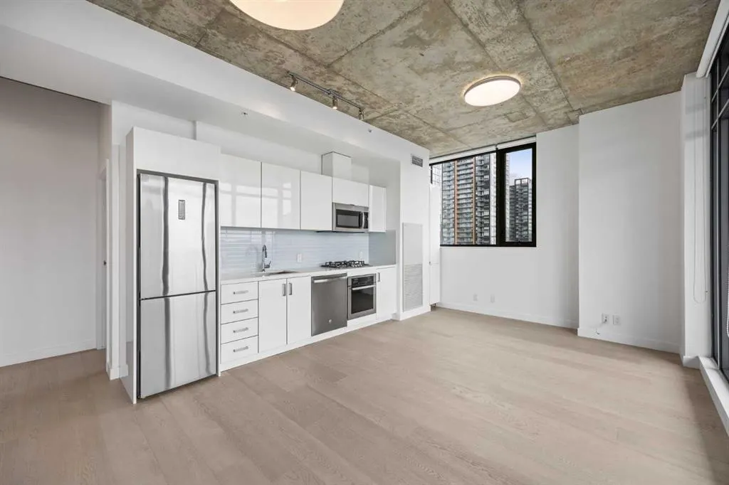 1010 6 Street SW #1608