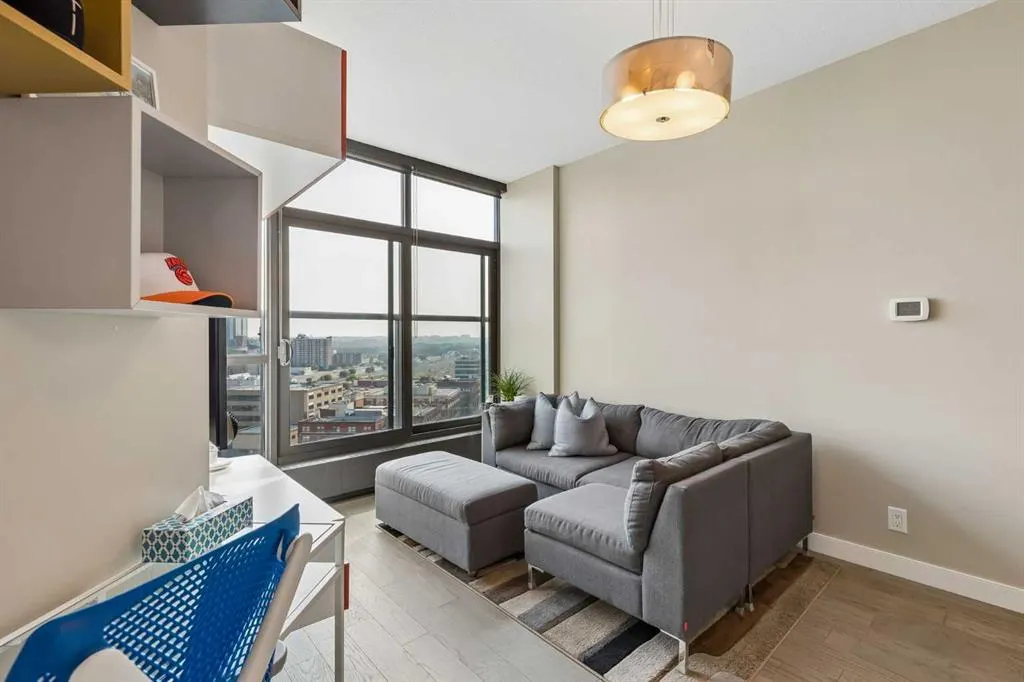 225 11 Avenue SE #1404
