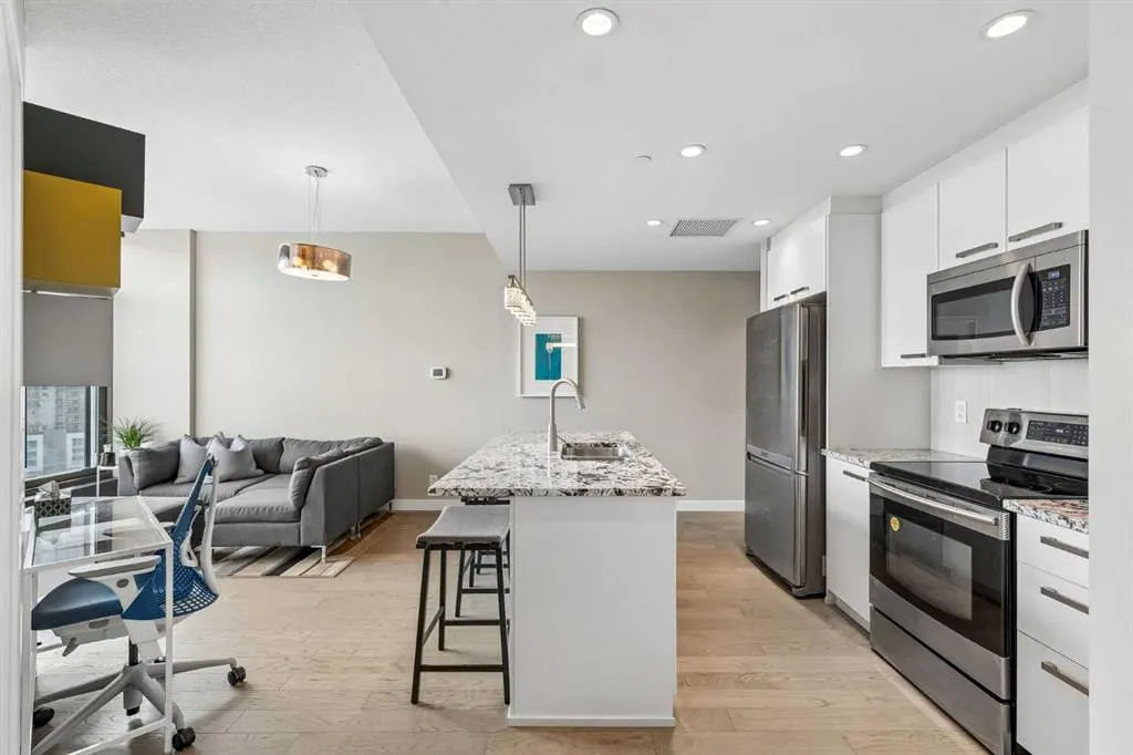 225 11 Avenue SE #1404