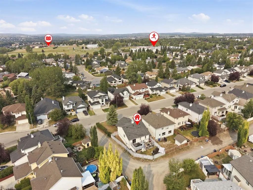 76 Crystalridge Crescent
