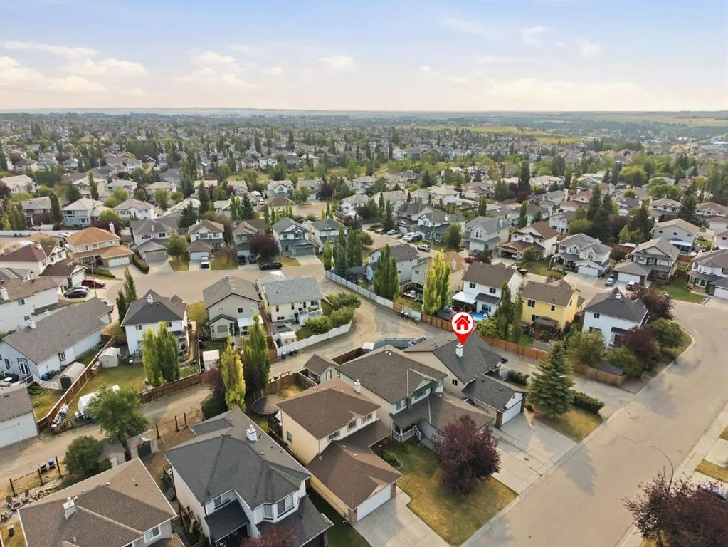 76 Crystalridge Crescent
