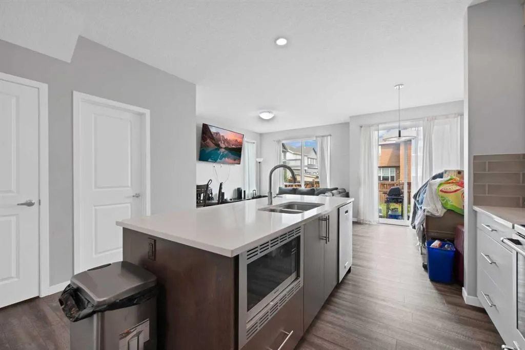 256 Auburn Glen Close SE