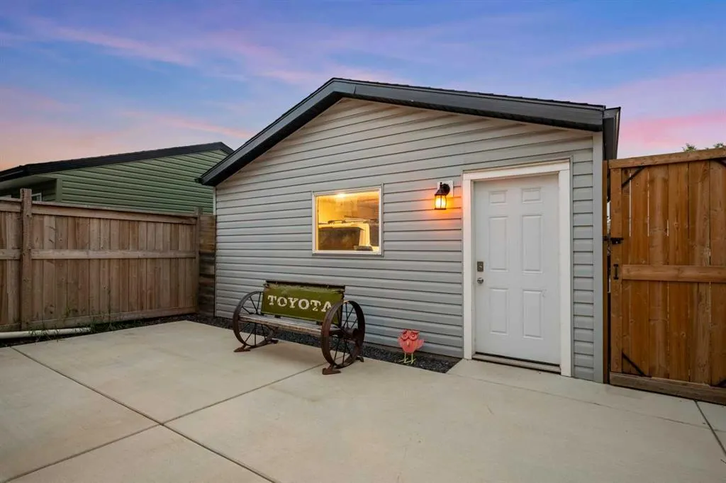 257 Auburn Meadows Way SE