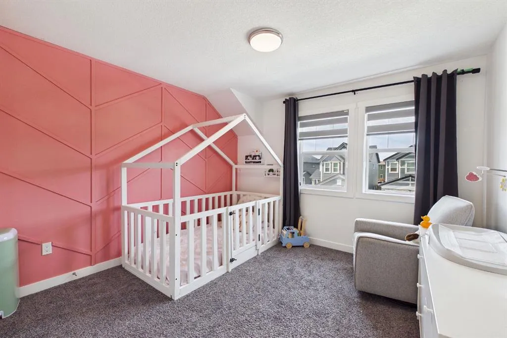 66 Legacy Glen Crescent SE