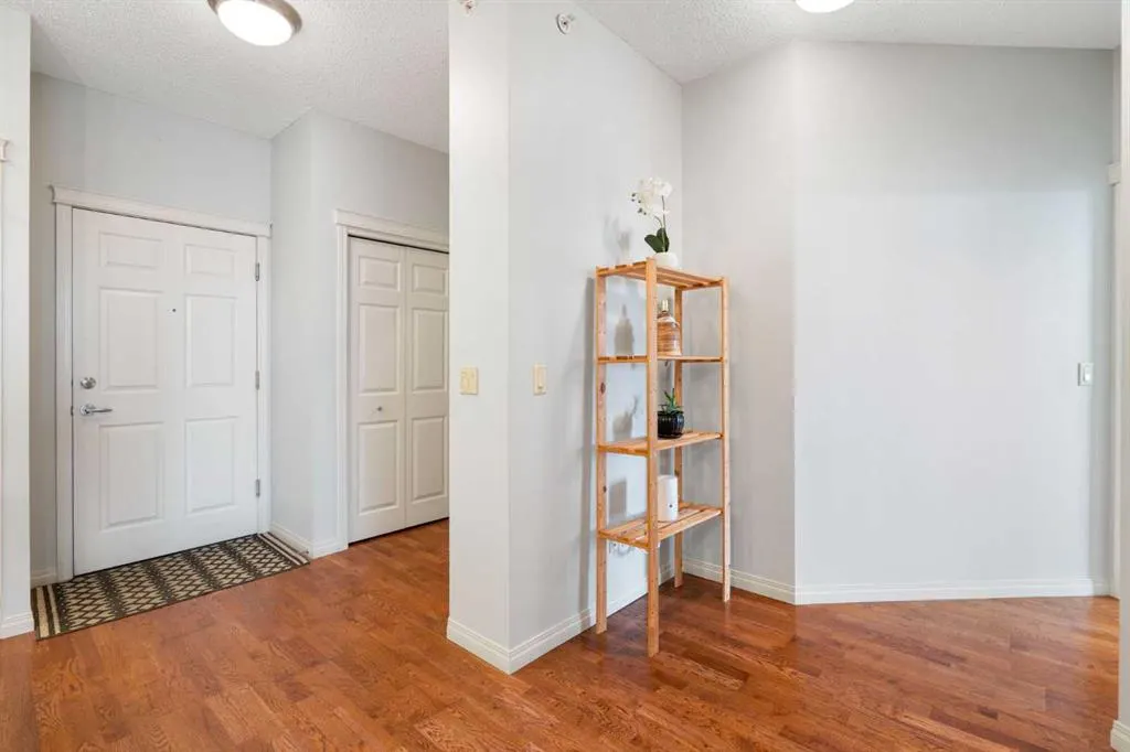25 Prestwick Drive SE #310