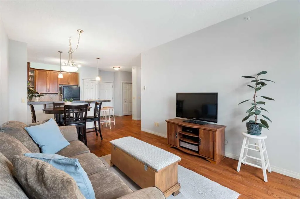 25 Prestwick Drive SE #310