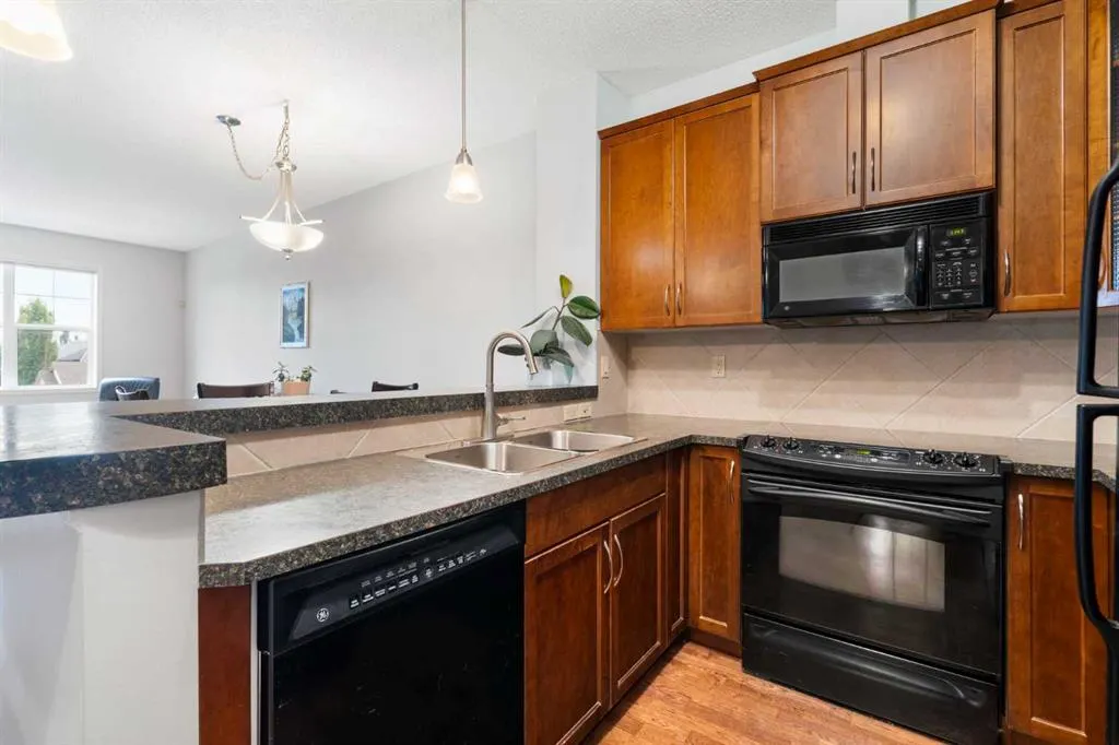 25 Prestwick Drive SE #310
