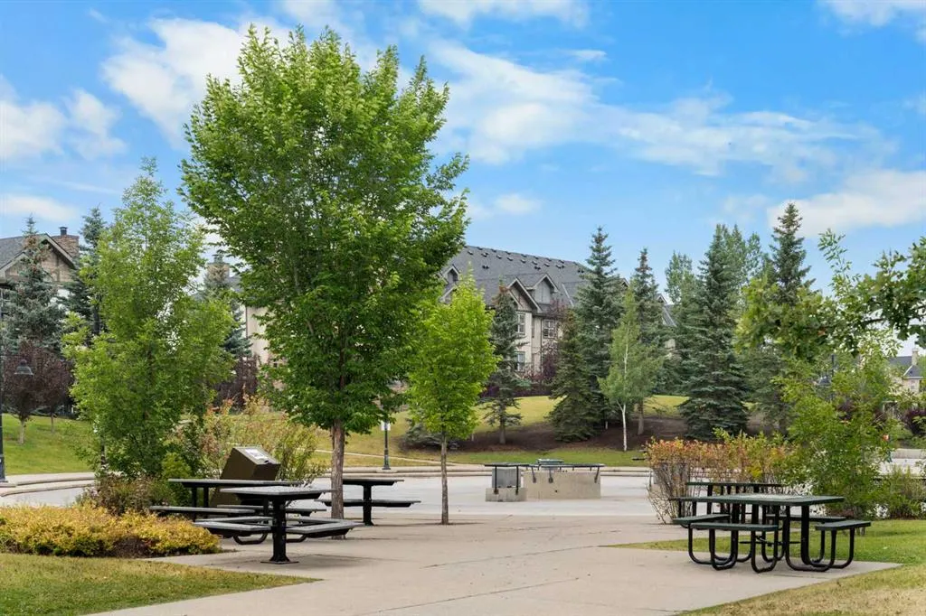 25 Prestwick Drive SE #310