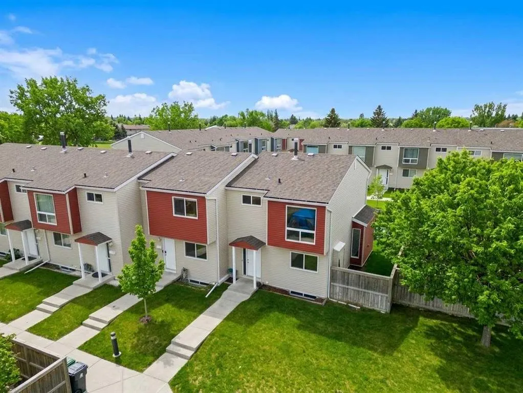 5425 PENSACOLA Crescent SE #49