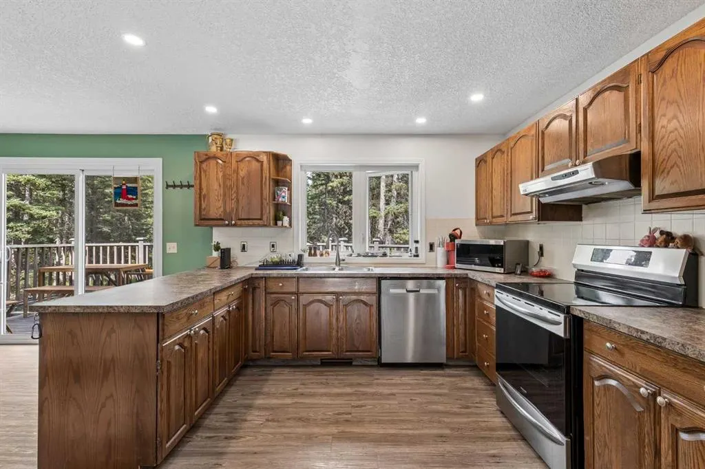 73 Wolf Drive