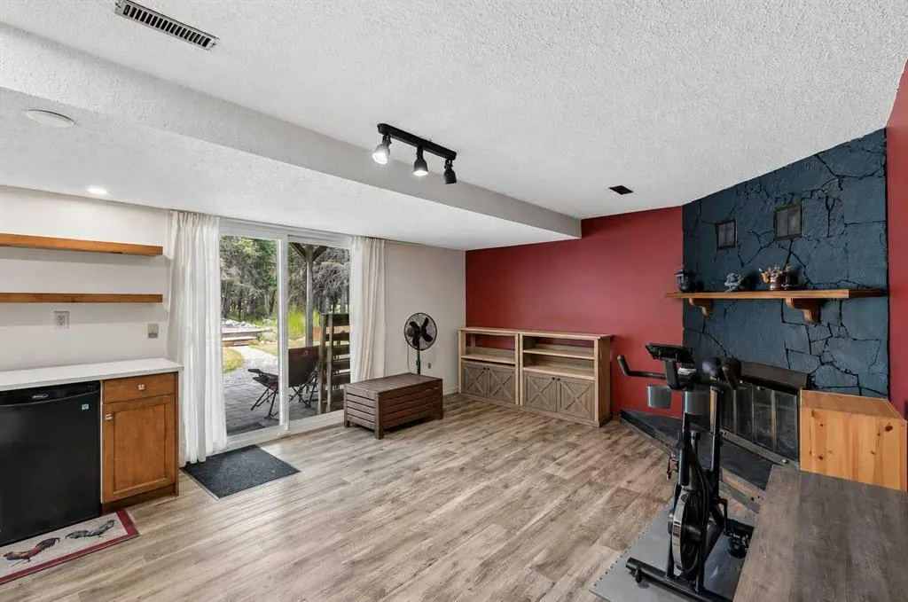 73 Wolf Drive