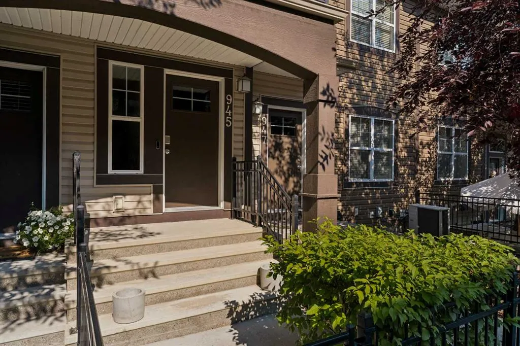 945 Mckenzie Towne Manor SE