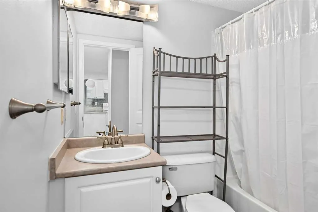 1717 60 Street SE #109