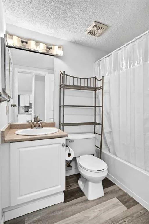1717 60 Street SE #109