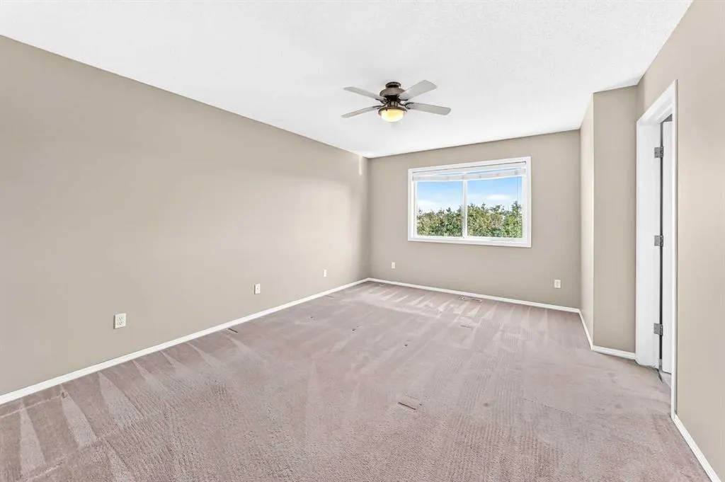 16 Royal Birch Rise NW