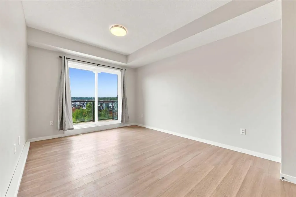 42 Cranbrook Gardens SE #1307
