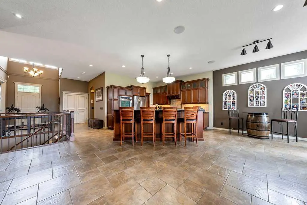 22 Tuscany Estates Crescent NW