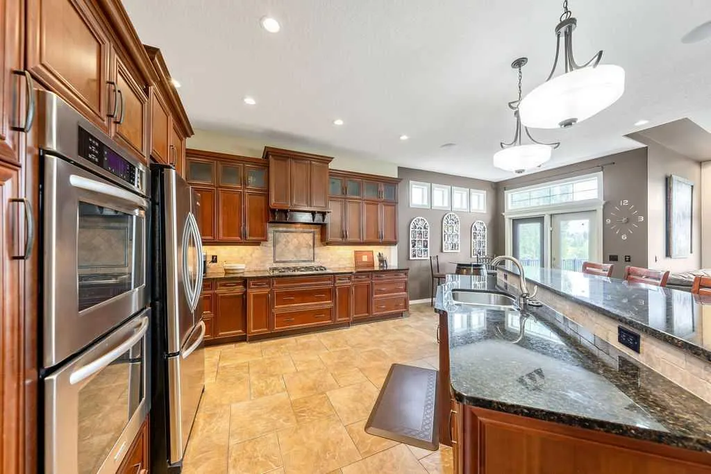 22 Tuscany Estates Crescent NW