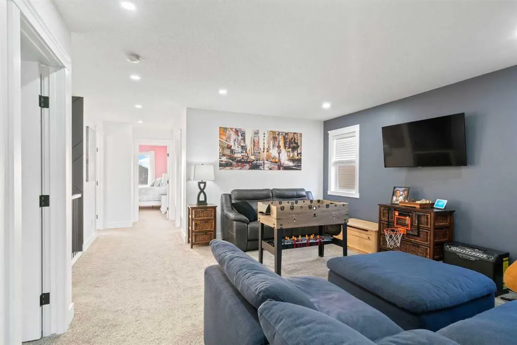 818 Edgefield Street