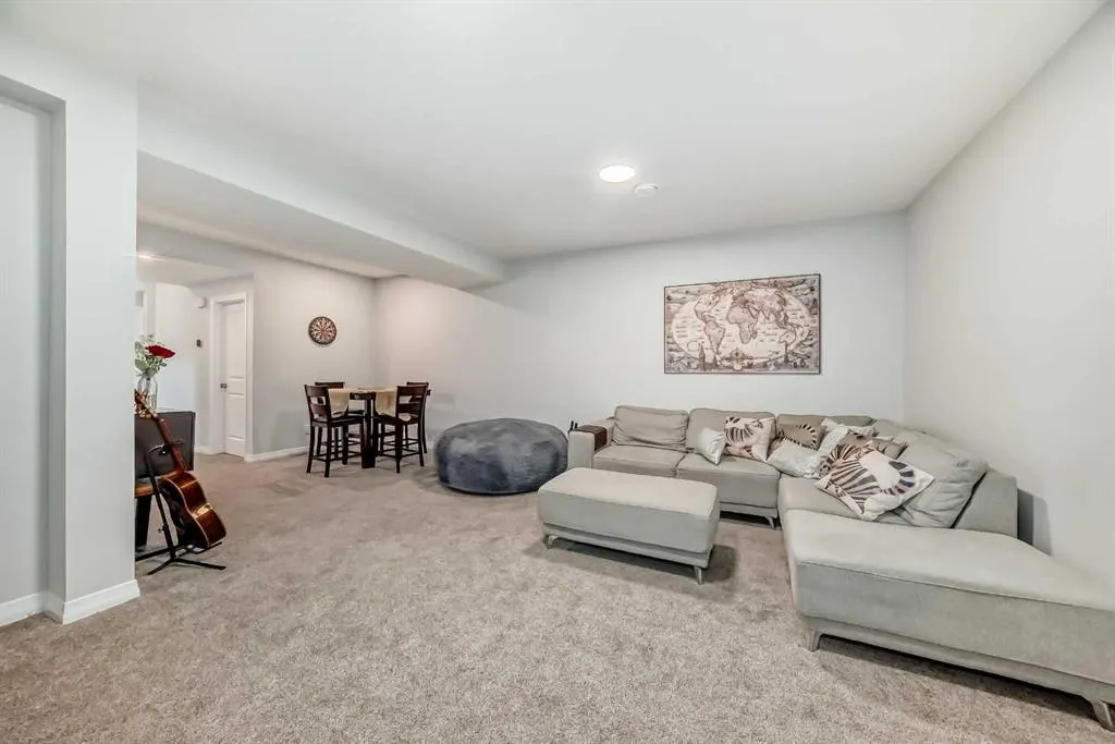 1941 Mahogany Boulevard SE
