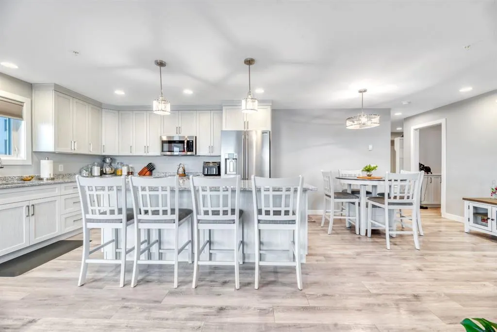 404 1 Avenue SE #407