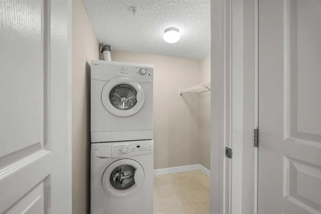 2300 Evanston Square NW #212