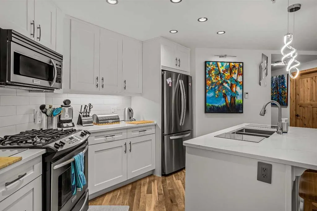 600 Spring Creek Drive #205