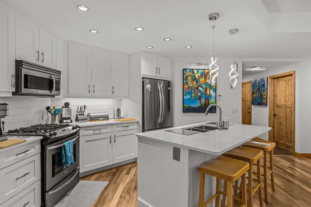 600 Spring Creek Drive #205