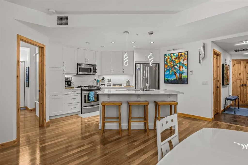 600 Spring Creek Drive #205