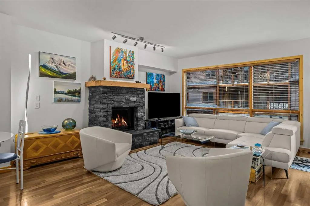 600 Spring Creek Drive #205