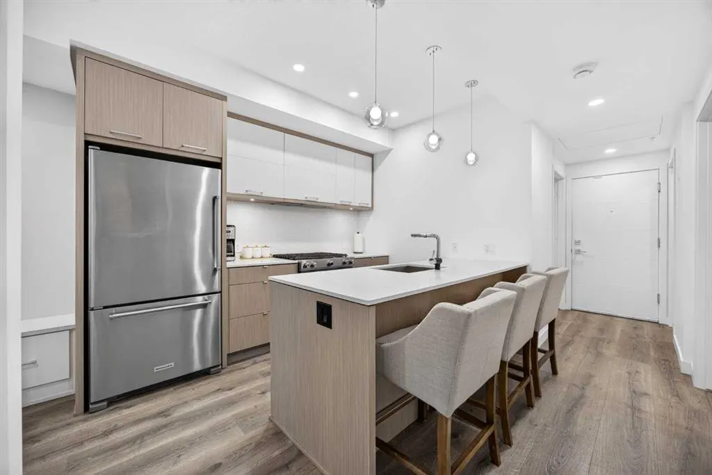 3450 19 Street SW #207