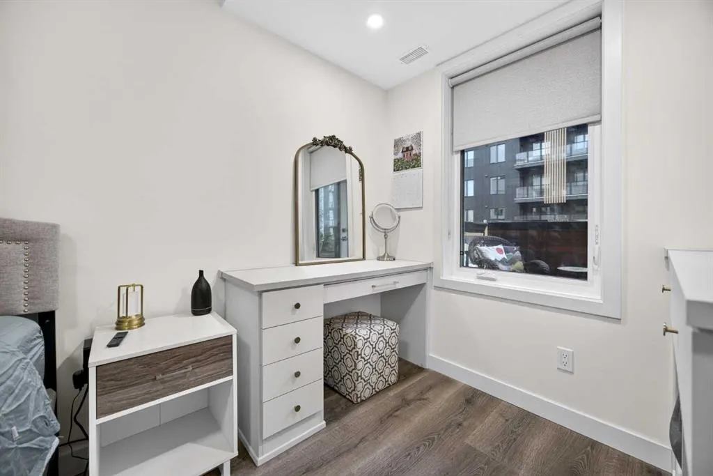3450 19 Street SW #207