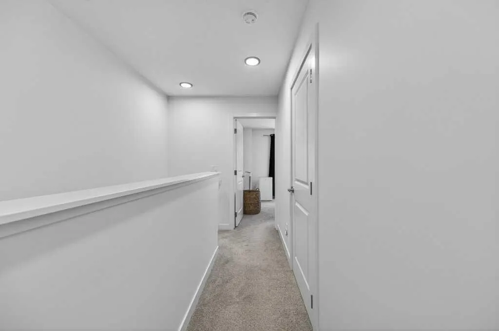 550 Seton Circle SE #606