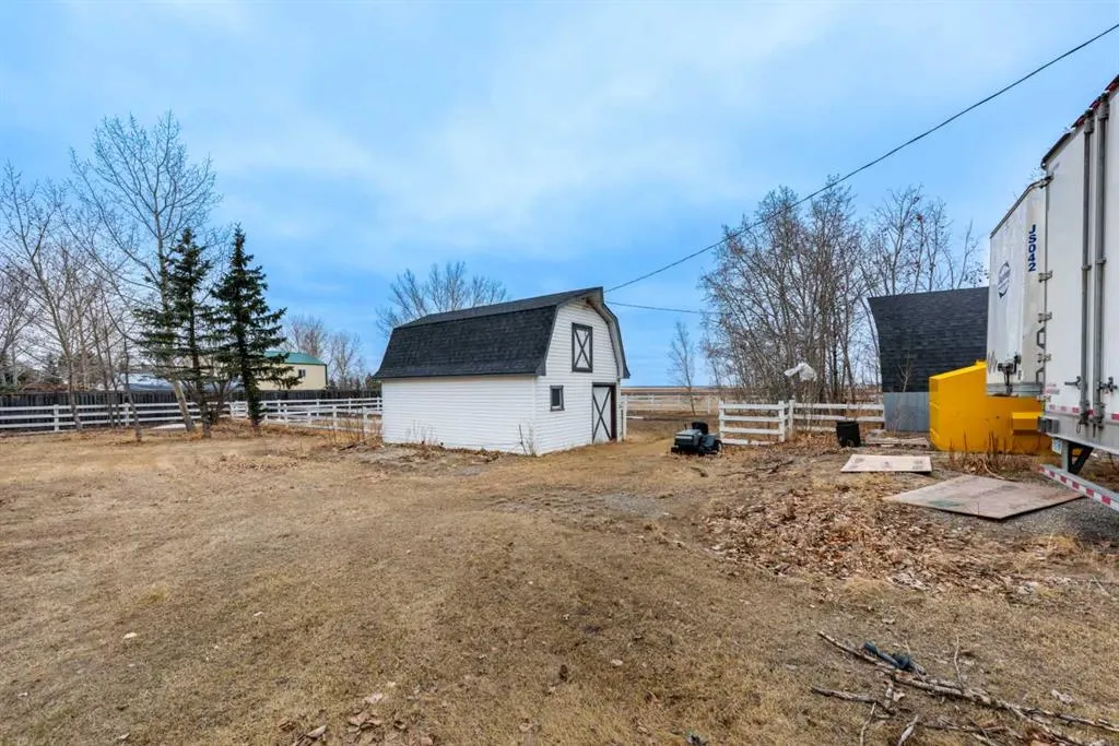 233239 Glenmore View Road