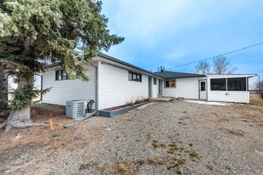 233239 Glenmore View Road