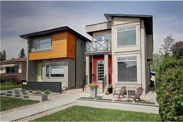 2728 Cochrane Road NW